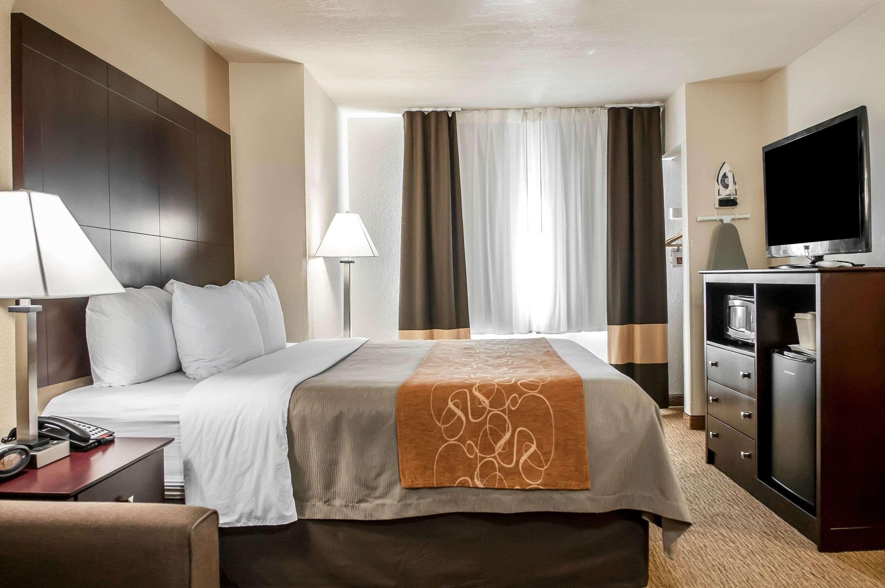 Comfort Suites Albuquerque-North Journal Center Exteriör bild